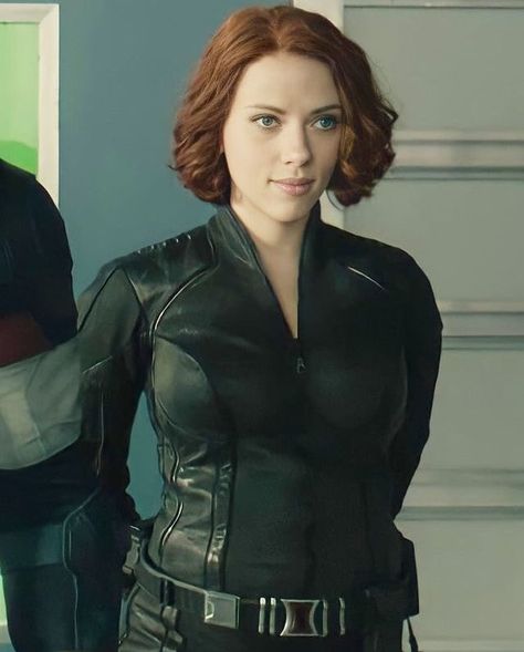 Black Widow Age Of Ultron, Nat Romanoff, Avengers Girl, Dc Comics Girls, Natalia Romanova, Avengers Age Of Ultron, Black Widow Natasha, Turkish Women Beautiful, Avengers Age