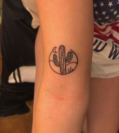 Fine Line Cactus Tattoo, Tattoo Cactus, Inside Finger Tattoos, Texas Tattoo, Cowgirl Tattoos, Cowboy Tattoos, Country Tattoos, Cactus Tattoo, Western Tattoos