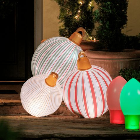 Inflatable Christmas Decorations Striped Ornaments, Bbq Crafts, Inflatable Christmas Decorations, Kids Sleepover, Stripe Light, Warm Apple Cider, Candle Bar, Egg Nog, Inflatable Decorations