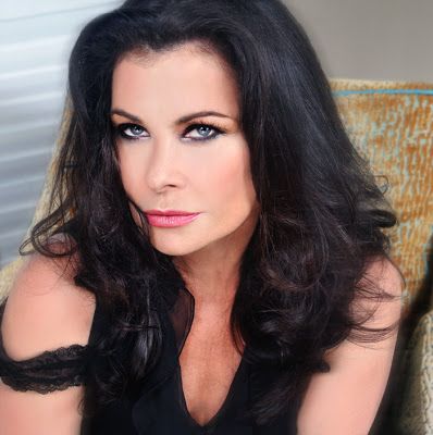 Alan Mercer's PROFILE: Jane Badler Is HOT! Jane Badler, Science Fiction Tv Series, Nightclub Singer, Shannon Elizabeth, Celebrity Birthday, Popular Celebrities, 70s Hair, Star Trek Images, Celebrity Trends