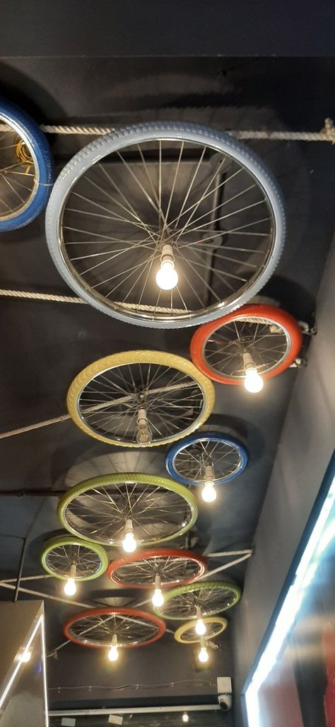 Bike Shop Interior Design, Cycle Store Design, Bike Wheel Art, Bicycle Room, Bicycle Wall Art, Tire Art, Backyard Fireplace, Idea Room, Wheel Decor