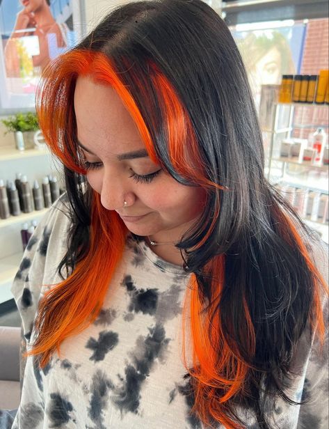 Orange halo under black hair Orange And Black Hair, Shoulder Length Black Hair, Witchy Hair, Color Block Hair, Single Dad, Single Dads, Orange Hair, Diy Costumes, Shoulder Length