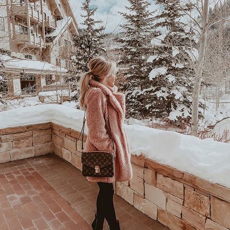 Park City Winter, Winter Outfits 2020, Stylish Winter Outfits, Winter Photoshoot, Winter Inspo, Deer Valley, Trip Outfits, Winter Photos, Cold Weather Fashion