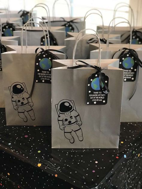 Space Party Bag Ideas, Rocket Themed 3rd Birthday Party, Space Theme Goodie Bag Ideas, Mars Party Ideas, Outer Space Goodie Bag Ideas, 2 The Moon Party, Planet Decorations Diy, Space Birthday Gifts, Space Decor Birthday