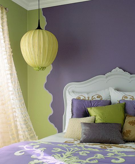 The wall pattern echos the shape of the headboard, .....complementary colors of lime green and hazy purple are pleasing to the eye. my paint my bedroom these or similar colors next time i get the mood to paint Purple And Green Bedroom, Green And Purple Bedroom, Purple Bedroom Design, Green Bedroom Walls, Green Headboard, Bedroom Color Combination, Purple Bedrooms, Purple Bedroom, Purple Rooms