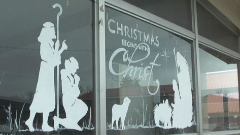 Nativity Display, Separation Of Church And State, Nativity Painting, Christmas Window Painting, Christmas Window Display, The Nativity Story, Christmas Church, Holiday Deco, Office Window