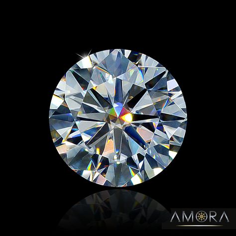 Amora H&A Gem-this is how a diamond should look like. Nothing beats a true ideal hearts and arrows cut! Gem Drawing, Jewel Drawing, Crystal Drawing, Animal Illustration Art, Money Stacks, Gemstone Art, Sketches Simple, Acrylic Oil Painting, African Masks