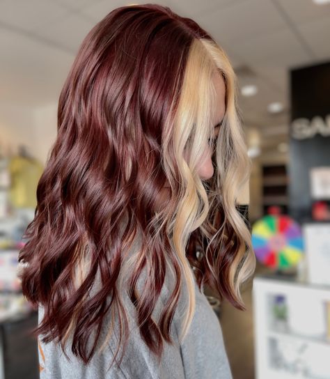 Sippin' on cherry cola vibes with this stunning hair color🍒🥤
.
.
.
.
.
.
.
.
#hair #salon #newhair #thatgirl #lookgoodfeelgood #meetyourstylist #hairstylist #nola #nolastylist #gretna #gretnastylist #haircolor #shadeseq #redken #curls #hairtrends #hairtrends2024 #moneypiece #boldhair #cherrycolahair #redhair #blondemoneypiece #summerhair #top200salon #salontoday #nolahair #salonsanity
📷 @hairxalliyah Cherry Brown Hair With Blonde Highlights, Brown Red Hair With Money Piece, Cherry Cola Hair With Blonde Money Piece, Cherry Hair With Blonde Highlights, Blonde And Burgundy Hair, Cherry Red Hair With Blonde Highlights, Cherry Coke Hair Color, Cherry Blonde Hair, Dark Cherry Hair Color