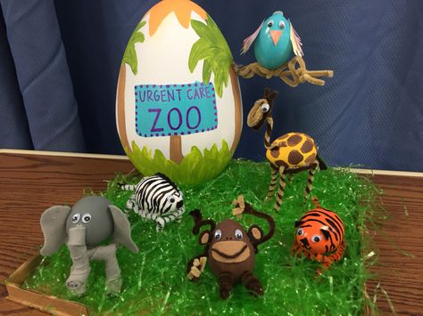 Easter egg competition. Egg animals. Elephant, monkey, tiger, zebra, giraffe. Easter Eggs Competition, Animal Egg Decorating Ideas, Easter Competition Ideas, Egg Decorating Competition Ideas, Egg Scene Ideas, Decorated Eggs Competition, Easter Egg Competition Ideas Schools, Decorate An Egg Competition, School Egg Decorating Ideas