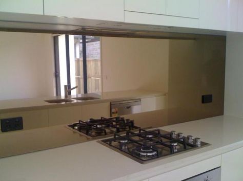 bronze mirror Smoky Mirror Splashback Kitchen, Bronze Mirror Splashback, Mirror Splashback Kitchen, Glass Splashback Kitchen, Mirror Cupboard, Small Kitchen Plans, Tinted Mirror, Bronze Mirror, Kitchen Splashback