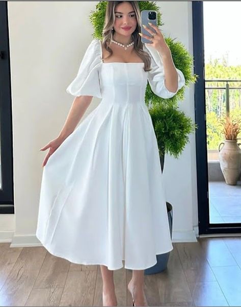 Do Casual ao Chic: Looks Incríveis com Vestidos Brancos Simple Dress For Party, White Dress For Church, Long Dress Ideas, White Dress Classy, Simple Wedding Dress Casual, Confirmation Dresses, Wedding Fotos, Simple White Dress, Modesty Outfits