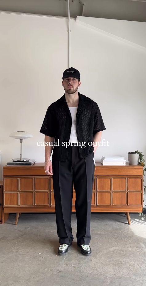 Black Smart Casual Outfit Men, Black Linen Pants Outfit Men, Formal Street Style Men, Black Polo Shirt Outfit Men Aesthetic, Loafers Outfit Men Aesthetic, Men’s Black Loafers Outfit, Slacks Outfit Men, Formal Pants Outfit, Black Outfit Ideas