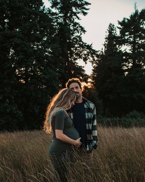 Laura Burkhart, Maturity Pictures, Maternity Photos, Fjallraven Kanken, Fjallraven Kanken Backpack, Pregnancy Photos, You And I, Photography, On Instagram