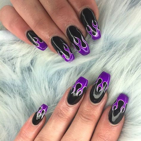 Flame Nail Art, Edgy Nails, Grunge Nails, Dream Nails, Fire Nails, Perfect Nails, Pretty Acrylic Nails, Dope Nails, Acrylic Nail Designs