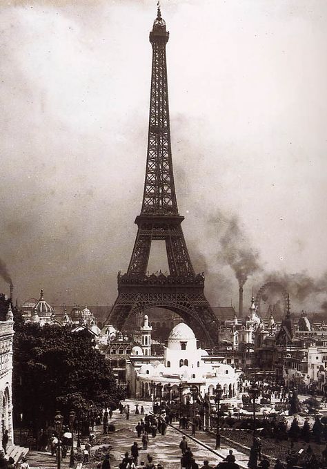 Paris 1900, Paris Place, Vintage Architecture, City Of Lights, Beautiful Paris, Old Paris, Bring It Back, Paris Love, Paris Photography