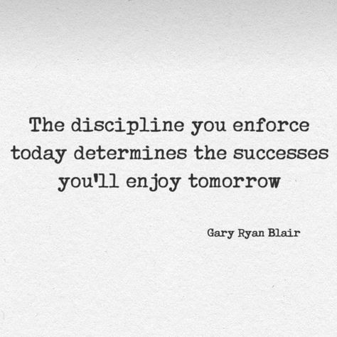 mindset monday 🤍🐢🌸🌞🦋 as we venture into the first week of june, let us remember that the year is almost half way over. the goals you have been wanting to accomplish or things you’ve been wanting to do, but haven’t because you’re scared of failure remember: YOU have 6 months left to do whatever YOU want to change your LIFE. a friendly reminder: YOU are capable of anything you set your mind too YOU have potential to be great YOUR potential is limitless if you are having a hard time fi... 6 Months Left In The Year Quotes, 6 Months Quotes, Scared Of Failure, Mindset Monday, Business Woman Quotes, Harry Pottah, Year Quotes, Mind Over Matter, I Am Strong