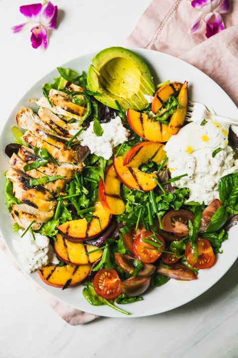 Peach Chicken Salad, Salad With Burrata, Peach Chicken, Grilled Peach Salad, Burrata Salad, Salads Recipes, Top Chicken Recipes, Dinner Salad, Peach Salad