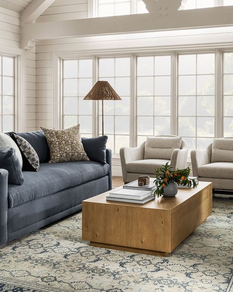 Small Space Living Room Inspo: Make the Most of Every Inch Slate Blue Couch, Blue Sofas Living Room, Backyard Patio Ideas, Holiday Dining Room, Holiday Living Room, Blue Couches, White Couches, Stickers Design, Mcgee & Co