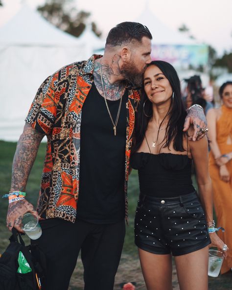 Tattoo artist Luke Wessman and girlfriend Ashli at the #Revolve festival during this years #coachella. Coachella fashion. Photo Tien Nguyen. #tattooartist #travel #mensfashion #couplegoals #smithandwessman Luke Wessman, Luke Plowden, Luke Howland, Luke Blovad Outfit, Luke Blovad, Coachella Fashion, Couple Goals, Tattoo Artists, Gentleman