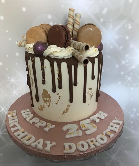 Kiri Hall on Instagram: “Double Choc🍫  Chocolate drip cake with a vanilla Swiss meringue buttercream decorated with edible gold leaf, Macaroons and champagne…” Chocolate Cake With Macarons, Chocolate Cake With Macarons On Top, Chocolate Cake Macaron Decoration, Chocolate Cake Decorated With Macarons, Macaroon Drip Cake, Edible Gold Leaf, Meringue Kisses, Buttercream Decorating, Chocolate Drip Cake