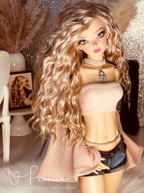 Bjd minifee head and Myou doll body Myou Doll Bjd, Barbie Dress Fashion, Photoshoot Model, Gothic Dolls, Japanese Dolls, Doll Photography, Anime Dolls, Classy Jewelry, Pretty Dolls