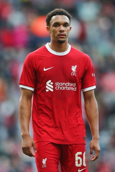 Trent Alexander Arnold, Liverpool Wallpapers, Jesus Clothes, Liverpool Players, Alexander Arnold, Perfect 10, Football Boys, Sport Soccer, Liverpool Fc