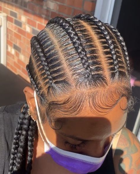 Humble beginnings ✨ on Instagram: "6 stitch braids SO CLEANN! 🧼 😍I had to screen record and zoom 🆙 ~~>SWIPEEEE <~~ #Stitching is so hard! I never took a class just trail and error! Watch my story for her before 💇🏽‍♀️😱 who’s taken my 101’s classes ? 😍😍😍 . . . . #feedinbraids #feedins #phillyhairstylist #phillybraiders #stitch#stitchbraids#braids #braidstyles #braidsatlanta #stitchbraidsatlanta #phillyhair #stitchbraidsatlanta #neatbraids #neatbraider #neatbraidstyles #neatparts#edgesonfl 6 Stitch Feed In Braids Freestyle, Six Stitch Braids With Design, Jumbo Stitch Braids, 6 Feedin Braids Straight Back, 6 Stitch Braids With Design, 5 Stitch Braids, 12 Stitch Braids, Braids Going To The Back, 6 Straight Back Feed In Braids