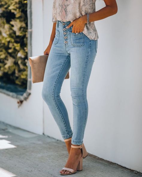 495dabfd0ca768a3c3abd672079f48b6desc47242835ri Jeans With Pockets, Awesome Blouse, Jeans Button, Low Light, Pocket Detail, Waist Size, Stretch Denim, Stylish Outfits, Blue Jeans