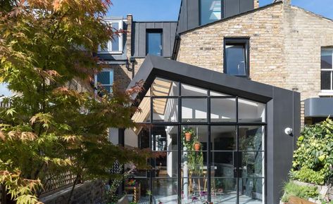 Russian for Fish completes London residential extension | Wallpaper* Zinc Cladding, Side Return Extension, House Extension Plans, Rural Architecture, Glass Extension, Modern Extension, Shaker Style Kitchens, Spanish Architecture, House Extension Design