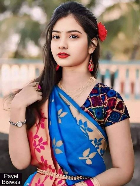 Indian Ladies Photos, Fitness Fashion Outfits, Drawing Couple Poses, Cute Couple Dancing, Gals Photos, Best Poses For Photography, Celebrity Fashion Looks, Beauty Smile, Best Pose For Photoshoot