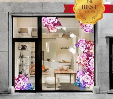 Salon Front Window Ideas, Glass Shop Front Design, Salon Exterior Ideas Store Fronts, Flower Shop Exterior Store Fronts, Boutique Window Display Shop Fronts, Shop Window Design Ideas, Flower Shop Design Interiors, Spring Window Display Ideas Store Fronts, Window Displays Retail Store Fronts