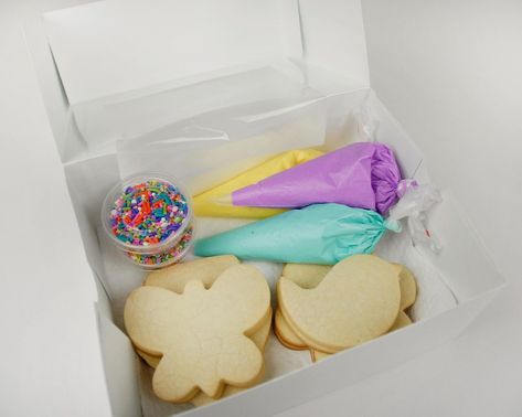 Diy Cookie Decorating Kit, Diy Cookie Decorating, Cookie Decorating Kit, Cookie Decorating Kits, Cookie Business, Cake Candy, Cookie Kit, Baking Party, Diy Cookie