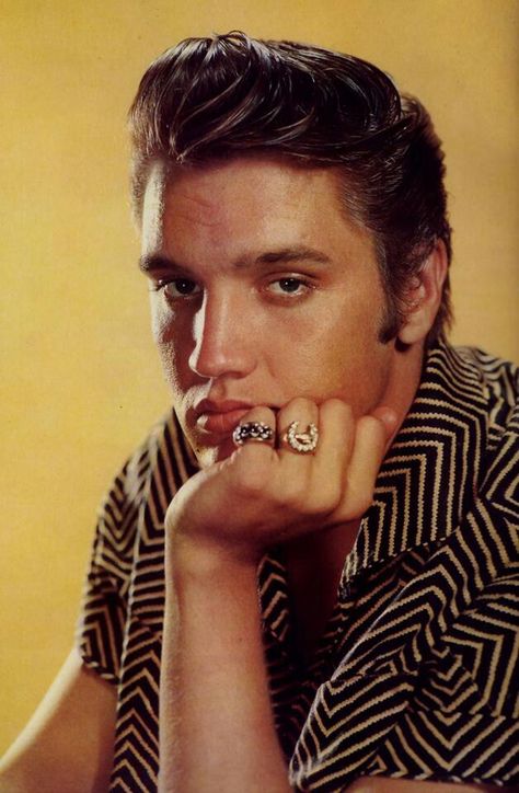 Hi-res Elvis Elvis Love Me Tender, Love Me Tender, Elvis Presley Images, Young Elvis, Elvis Presley Pictures, Burning Love, Elvis And Priscilla, Elvis Presley Photos, 20th Century Fox