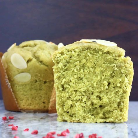 Gluten-Free Vegan Matcha Muffins Matcha Muffins Recipes, Matcha Baking Recipes Healthy, Gluten Free Matcha Muffins, Vegan Pistachio Muffins, Chocolate Matcha Cupcakes, Matcha Vegan, Vegan Chocolate Chip Muffins, Matcha Cupcakes, Matcha Muffins