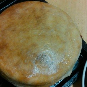 Upside-Down Pizza Pot Pie Pizza Pot Pie Recipe, Sopapilla Cheesecake Pie, Pizza Calzones, Upside Down Pizza, Pizza Pot Pie, Sopapilla Cheesecake, Pizza Bowl, Calzone Pizza, Pot Pie Recipe