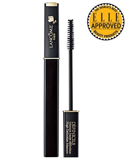 Lancôme Définicils "adds beautiful depth to lashes," with "no clumps or flakes." - ELLE.com Best Volumizing Mascara, Loreal Paris Makeup, Lancome Mascara, Mascara Review, Fiber Lash Mascara, Mascara Brush, Types Of Makeup, Mascara Tips, Lengthening Mascara