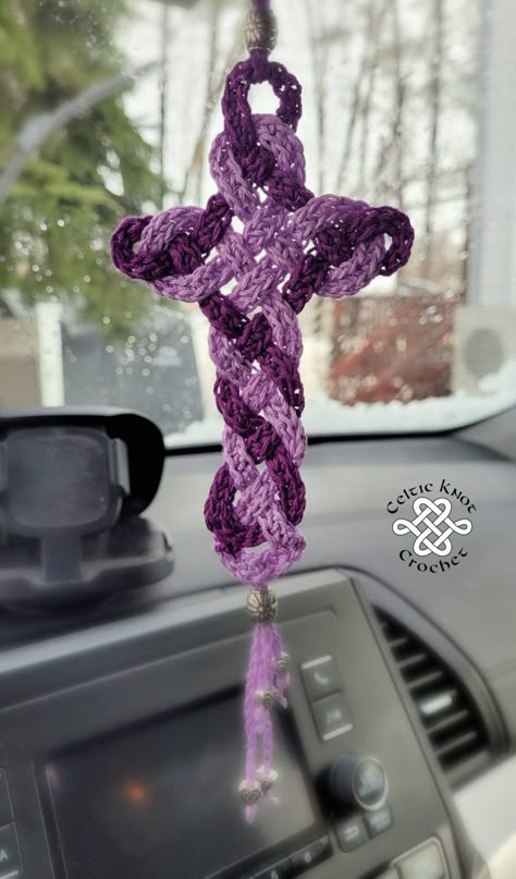 Celtic Cross Crochet Bookmark - FREE pattern by Celtic Knot Crochet Crochet Cross Pattern Free Easy, Memorial Crochet Ideas, Cross Bookmarks Crochet Free Pattern, Plastic Canvas Cross Patterns Free, Crocheted Crosses, Catholic Crochet, Crochet Cross Pattern, Easy Christmas Crochet, Celtic Crochet