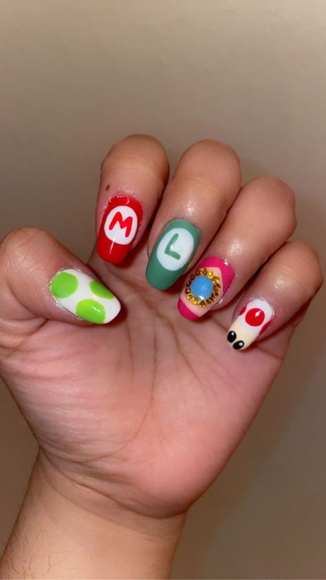 Mario Bro Nail Art, Mario Acrylic Nails, Mario Themed Nails, Super Mario Bros Nails, Mario Kart Nails, Super Mario Nails, Mario Nails, Peach Nail Art, Lexi Nails