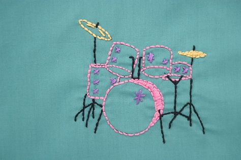 Embroidered Drums. Dylan plays the drums... Craft Things, The Drums, Disney Embroidery, Drum Kits, Drum Set, My Summer, Cross Stitching, Embroidery Inspiration, Sewing Ideas