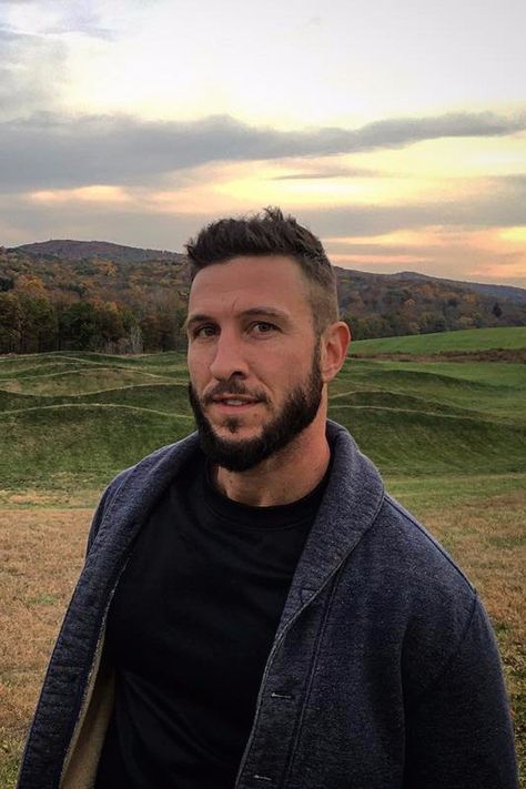 We Need to Acknowledge Pablo Schreiber's Smoldering New Look in Real Life Mad Sweeney, Pablo Schreiber, Cult Of Personality, American Gods, Ex Husbands, Man Crush, Beards, Gq, Beautiful People