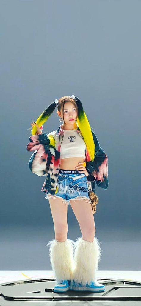 Xg Tgif Outfit, Xg Outfits Inspired, Maya Xg, Kpop Concert Outfit, Female Inspiration, Kpop Concert, Outfits Girl, Powerpuff Girl, Stage Outfit