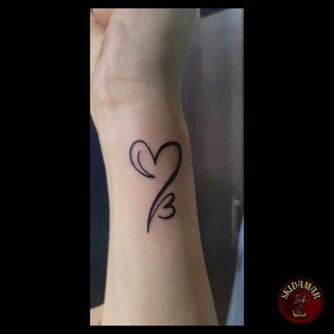 It is the season of minimalist tattoos again. . . . #tattoo #tattoos #tattooart  #tattooideas #tattoodesign #tattoolife #ink #art #skidamar_ink #skidamarink #tattooed #allblack #allblacktattoo #blacktattoo #intenze #intenzeink #intenzetattooink Again Tattoo, All Black Tattoos, Minimalist Tattoos, Minimalist Tattoo, Life Tattoos, Black Tattoos, Ink Art, Art Tattoo, Tattoo Designs