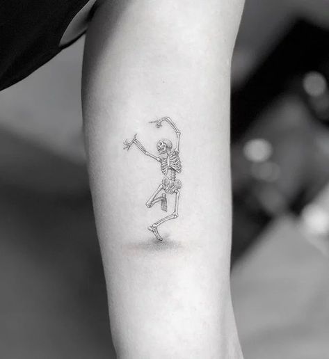 Skeleton Anatomy Tattoo, Dance Tattoo, Skeleton Tattoo, K Tattoo, Palm Tattoos, Skeleton Tattoos, Cool Tattoo, Small Girl Tattoos, Cat Tattoos