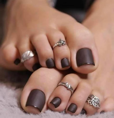 Nail Fashion Trends, Feet Nail Design, Nail Nail Designs, Foot Pedicure, Gel Toe Nails, Toe Nail Color, Pretty Toe Nails, Cute Toe Nails, Toenail Polish