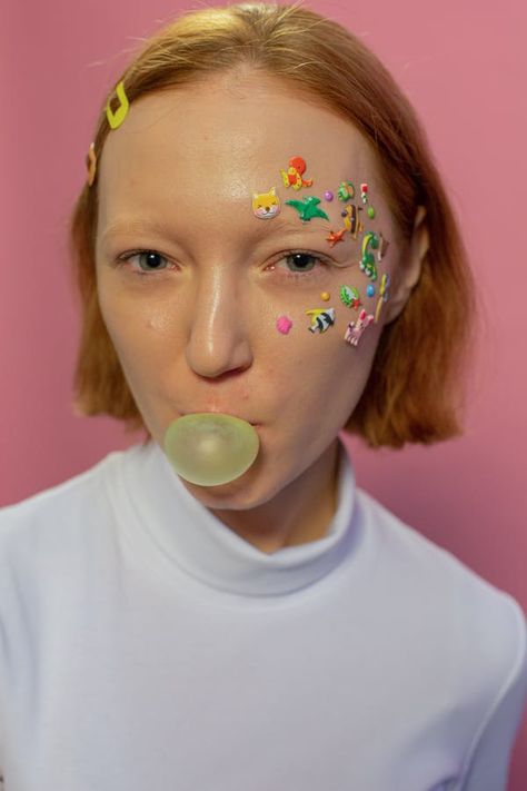 Stickers On Face, Free Person, Blowing Bubbles, Photos Hd, Chewing Gum, Adobe Photoshop Lightroom, Photoshop Lightroom, Hd Images, Free Photos