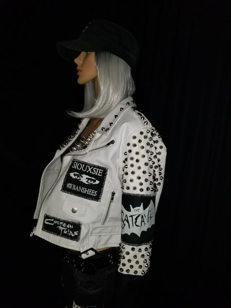 White Biker Jacket Outfit, Spiked Jeans, Goth Battle Jacket, Diy Leather Jacket, Biker Jacket Outfit, Goth Jacket, Jacket Diy, White Goth, Battle Jacket