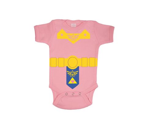 Our super cute Zelda onesie is the perfect gift for your new little gamer. Made from soft material, this onesie is printed with Zeldas outfit. Zelda Nursery, Marvel Baby Shower, Zelda Baby, Gamer Girl Outfit, Zelda Costume, Halloween Costume Bodysuit, Nerdy Baby, Princesa Zelda, Legend Of Zelda Costume