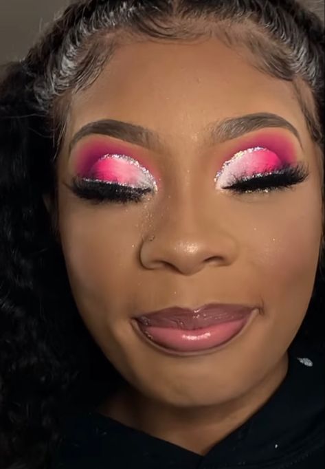 Pink Carnival Makeup Looks, Flawless Face Makeup, Eye Makeup Cut Crease, Birthday Makeup Looks, Face Beat Makeup, Glitter Makeup Looks, Prom Eye Makeup, Carnival Makeup, Makeup For Black Skin