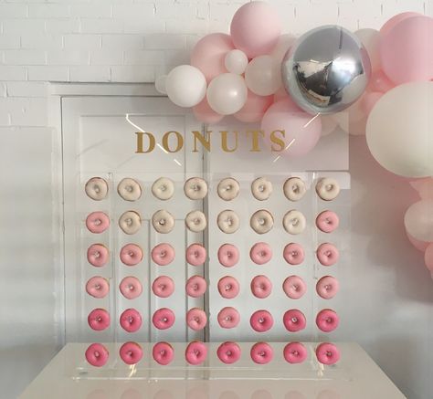 Our famous Donut Wall . Email us for a quote: info@meaps.com.au Pink Donut Wall, Cocktail Stand, Donut Wall Wedding, Donut Walls, Donut Display, Cake Table Birthday, Sweet Carts, Donut Decorations, Birthday Donuts