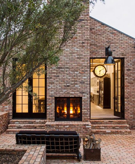 Outdoor Fireplace Plans, Modern Brick House, Home Designs Exterior, Painted Brick House, Brick Exterior House, Diane Keaton, Modern Farmhouse Exterior, Design Exterior, Farmhouse Exterior